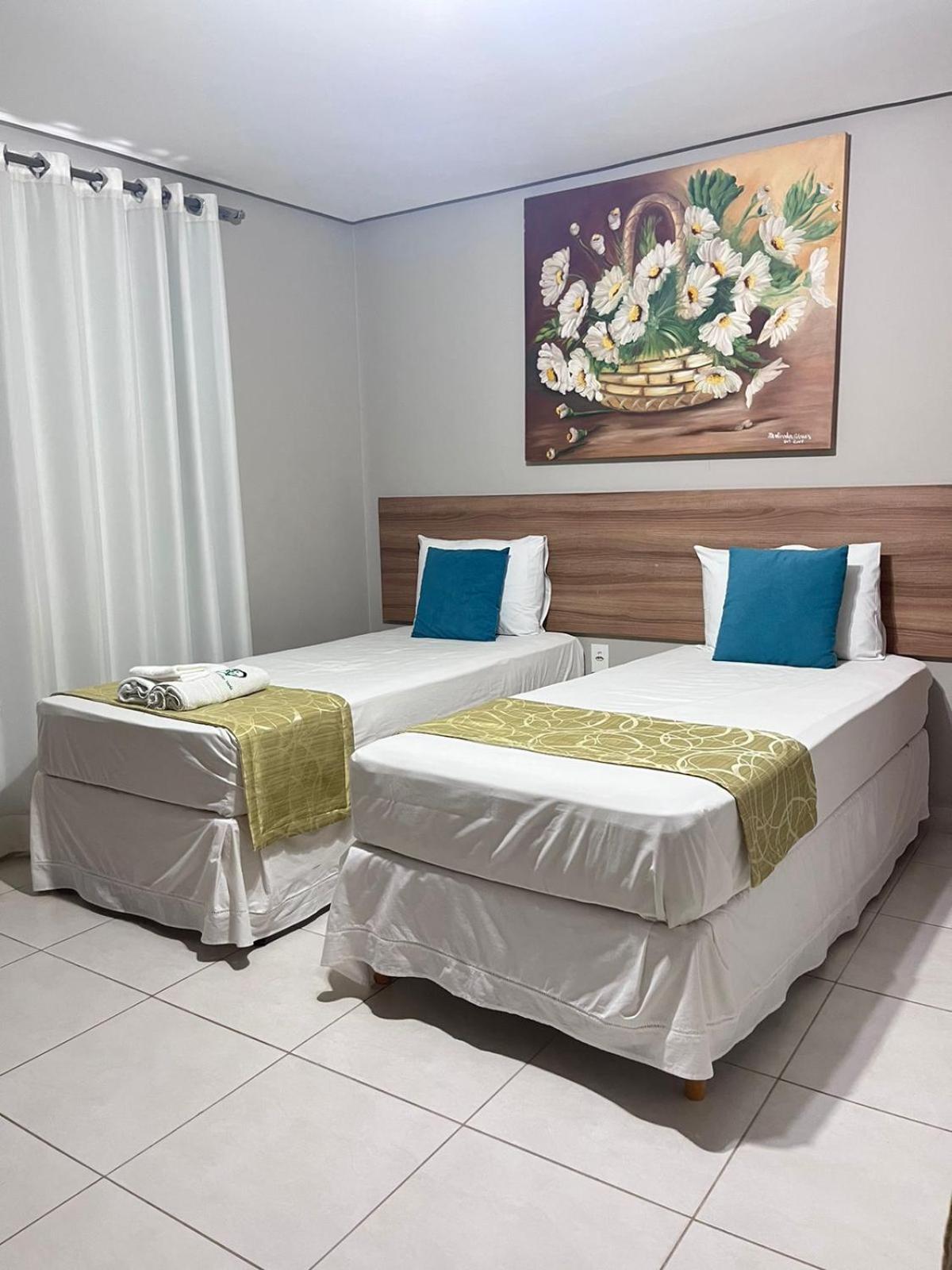 Hotel Cantinho Verde Teixeira de Freitas Bilik gambar